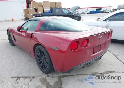 2005 Chevrolet Corvette z USA, uszkodzony, nr VIN 1G1YY24U655104242